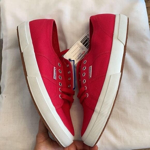 SUPERGA RED 2750 CLASSIC SNEAKERS.  NEW - Picture 7 of 9